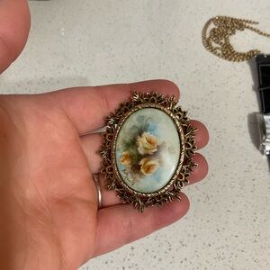 Vintage Floral Brooch with Gold Accents